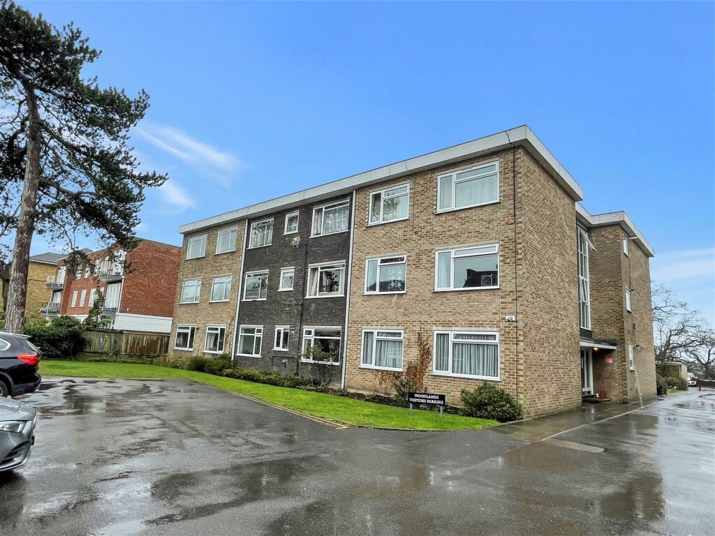 1 bedroom apartment for sale in Oaklands Road, Bromley, BR1