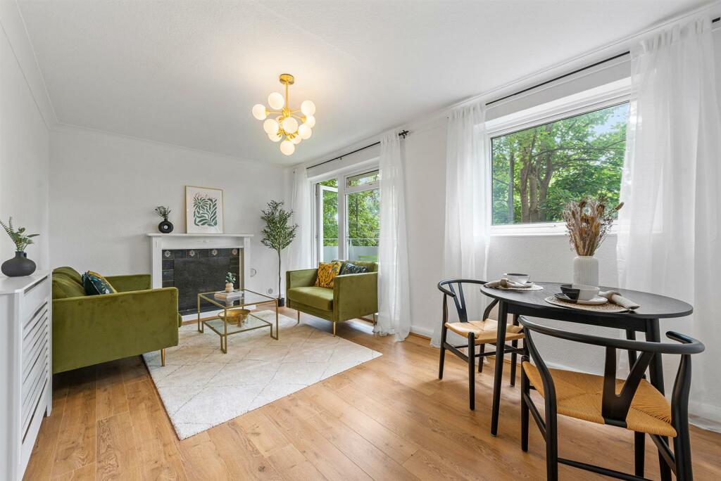 2 bedroom apartment for sale in Beckenham Lane, Shortlands, Bromley, BR2