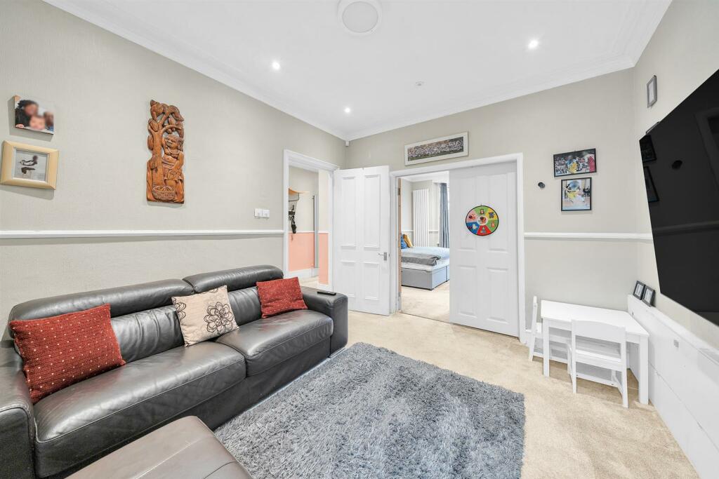 Additional property image - Gilbert Road, Bromley, BR1