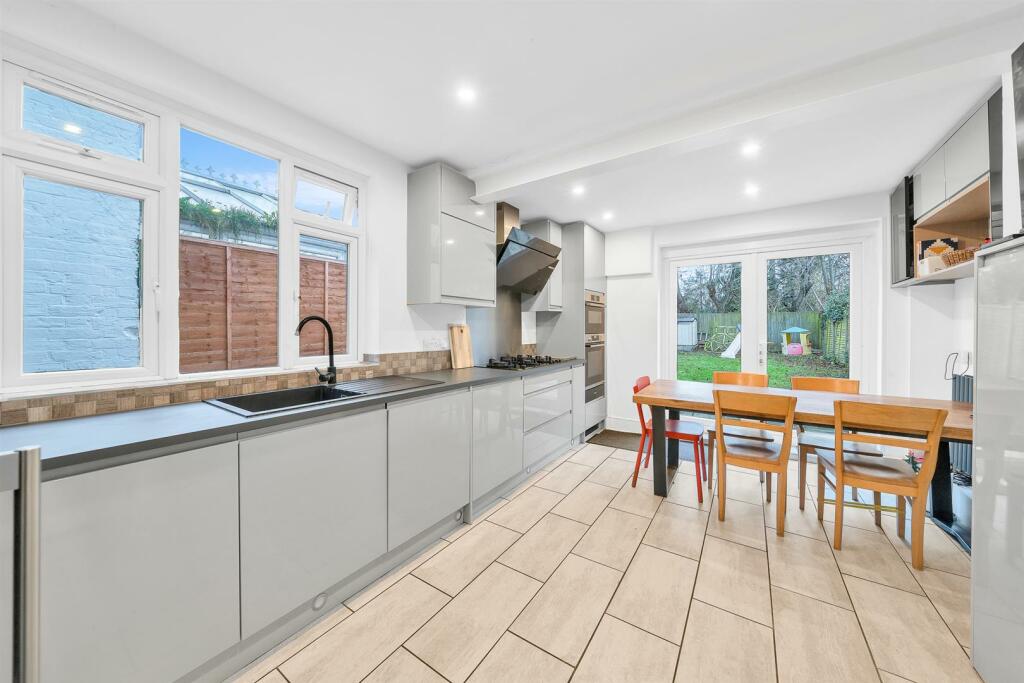Additional property image - Gilbert Road, Bromley, BR1