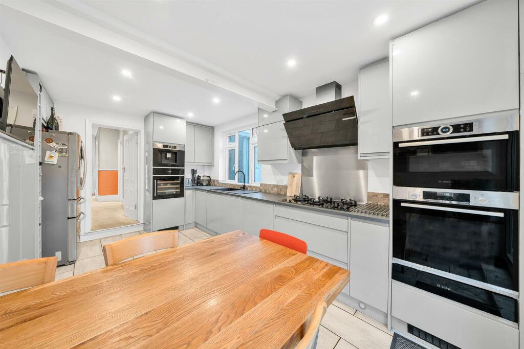 Additional property image - Gilbert Road, Bromley, BR1