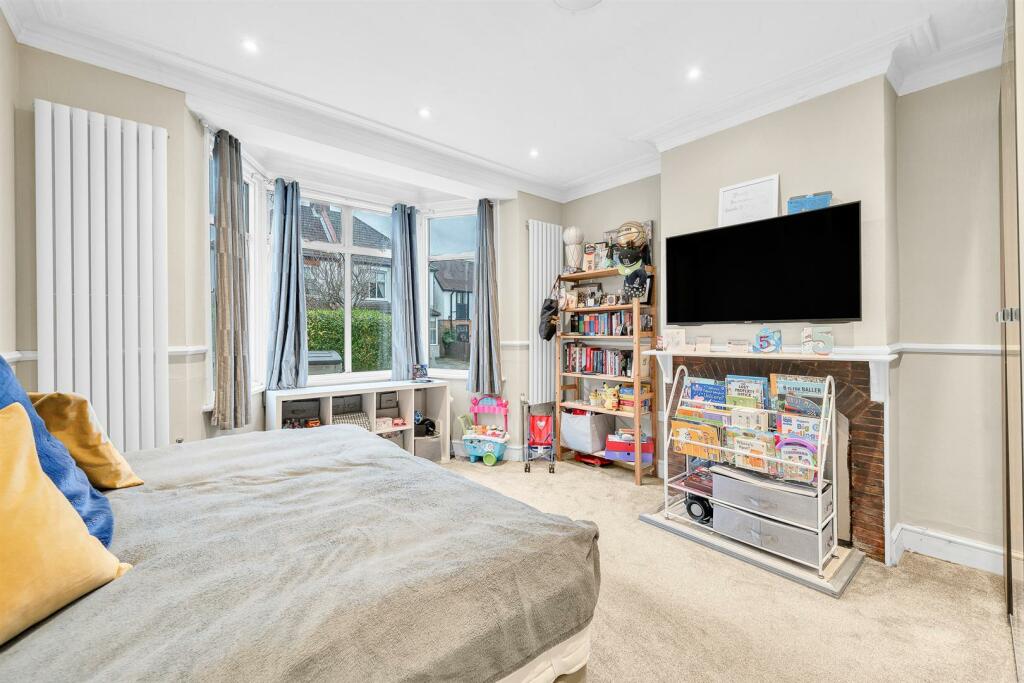 Additional property image - Gilbert Road, Bromley, BR1