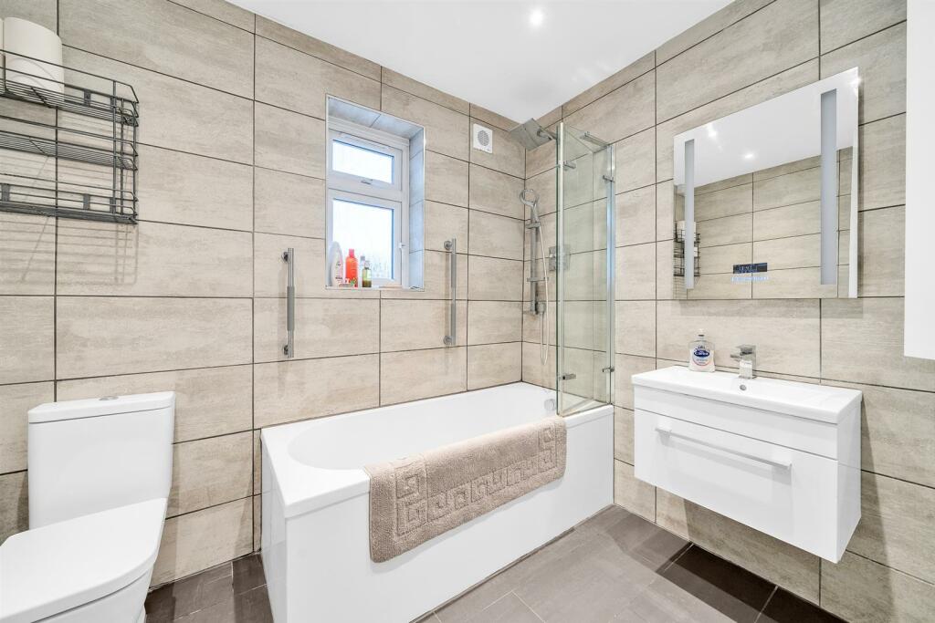 Additional property image - Gilbert Road, Bromley, BR1