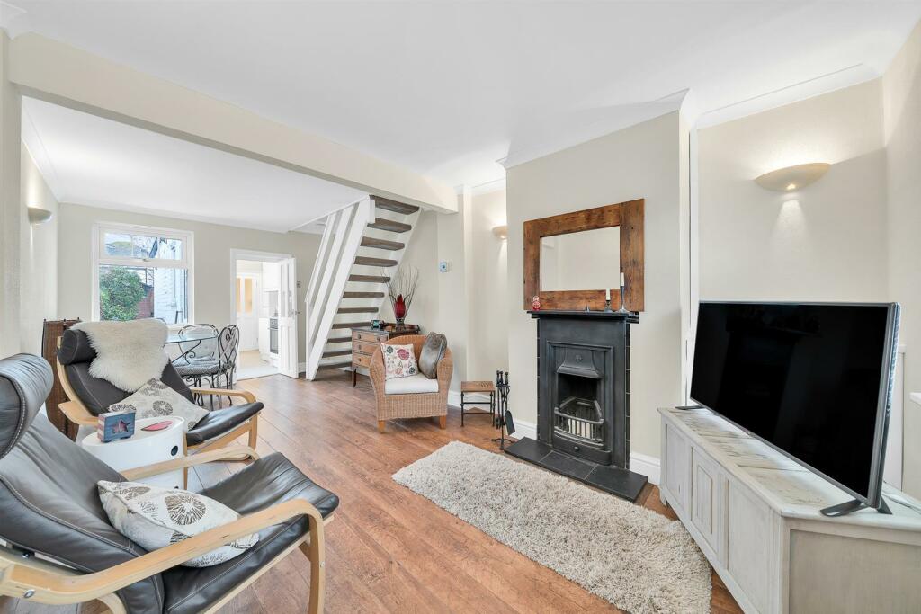 Additional property image - Plaistow Grove, Bromley, BR1