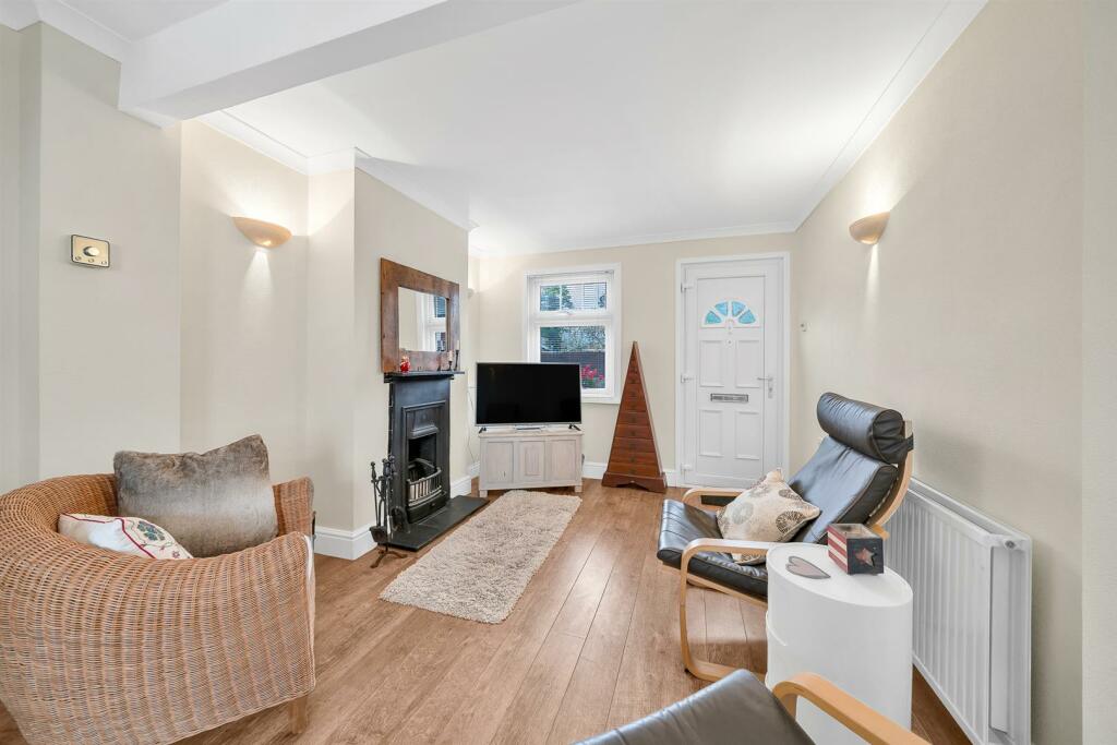 Additional property image - Plaistow Grove, Bromley, BR1