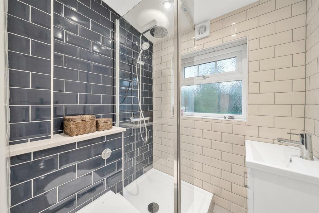 Additional property image - Plaistow Grove, Bromley, BR1