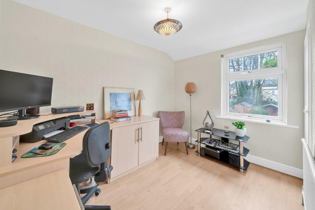 Additional property image - Plaistow Grove, Bromley, BR1
