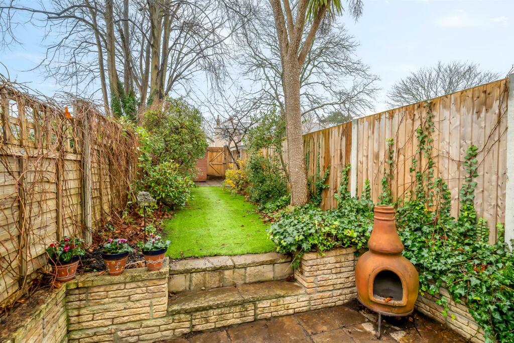 Additional property image - Plaistow Grove, Bromley, BR1