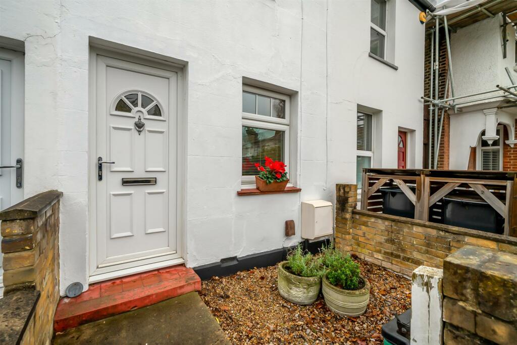 Additional property image - Plaistow Grove, Bromley, BR1
