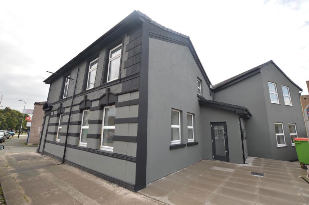 Main image of property: Flat 3,  Walthew Lane, Platt Bridge