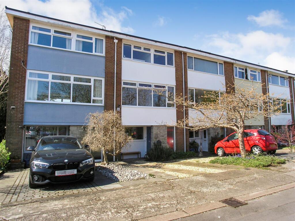 Main image of property: The Grange, Llandaff