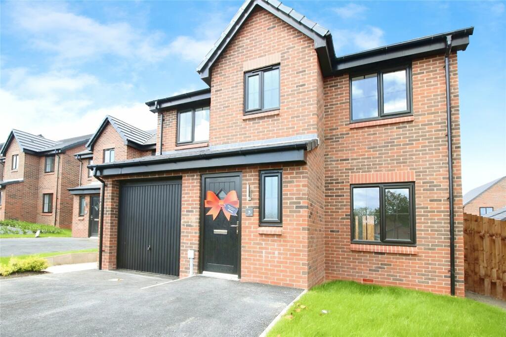 Main image of property: Coalfield Avenue, Worsley, Manchester, M28