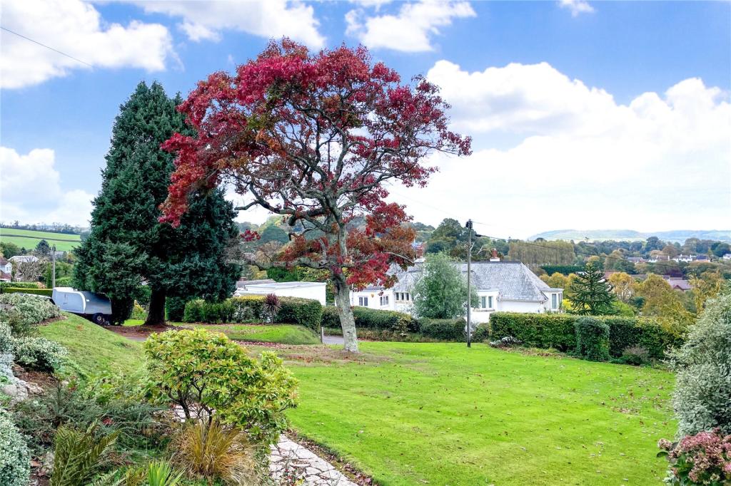 2 bedroom flat for sale in Boughmore Road, Sidmouth, Devon, EX10