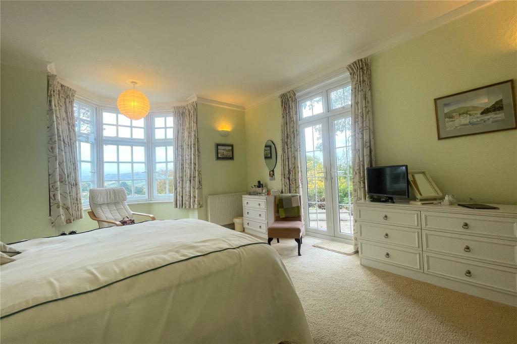 2 bedroom flat for sale in Boughmore Road, Sidmouth, Devon, EX10