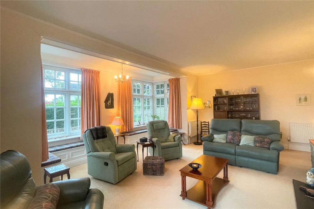2 bedroom flat for sale in Boughmore Road, Sidmouth, Devon, EX10