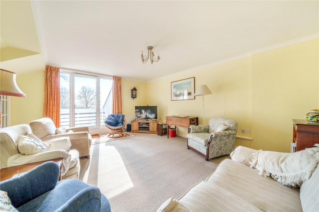 3 bedroom penthouse for sale in Hill Road, Sidmouth, Devon, EX10