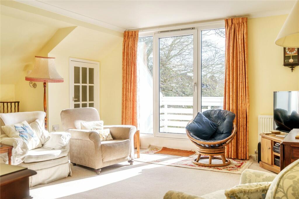 3 bedroom penthouse for sale in Hill Road, Sidmouth, Devon, EX10