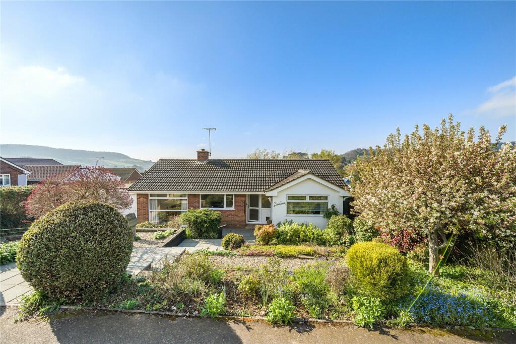 2 bedroom bungalow for sale in Woolbrook Rise, Sidmouth, Devon, EX10