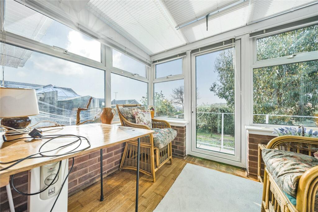 2 bedroom bungalow for sale in Woolbrook Rise, Sidmouth, Devon, EX10