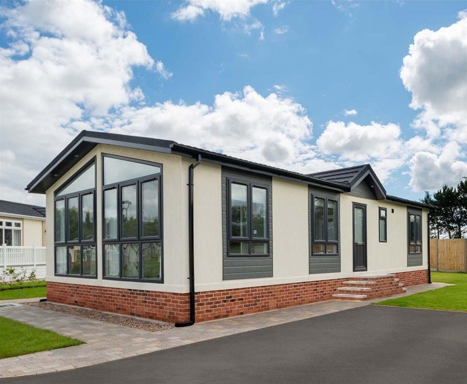 2 bedroom park home for sale in Riverside Meadow at Newport Park, Topsham Road, Topsham, Exeter, Devon, EX2