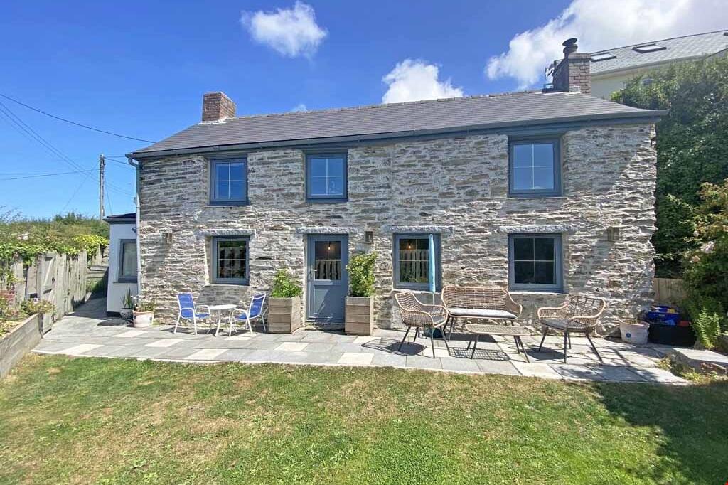 3 bedroom detached house for sale in Perranporth, Cornwall, TR6