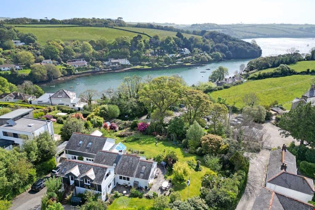 5 bedroom detached house for sale in Churchtown, Feock, Truro, Cornwall