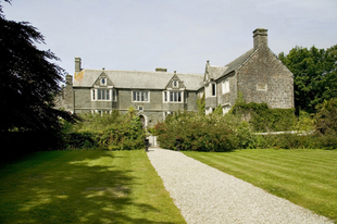 10 bedroom manor house for sale in Nr. Mullion, Helston, Cornwall, TR12