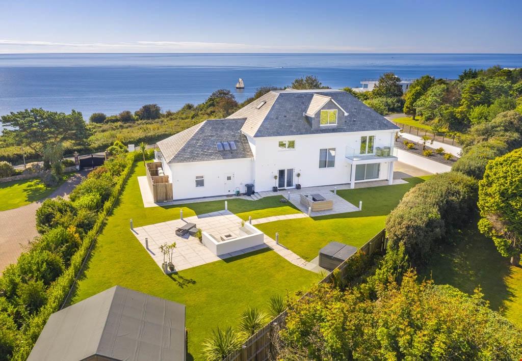 4 bedroom detached house for sale in Sea Road, Carlyon Bay, Cornwall, PL25