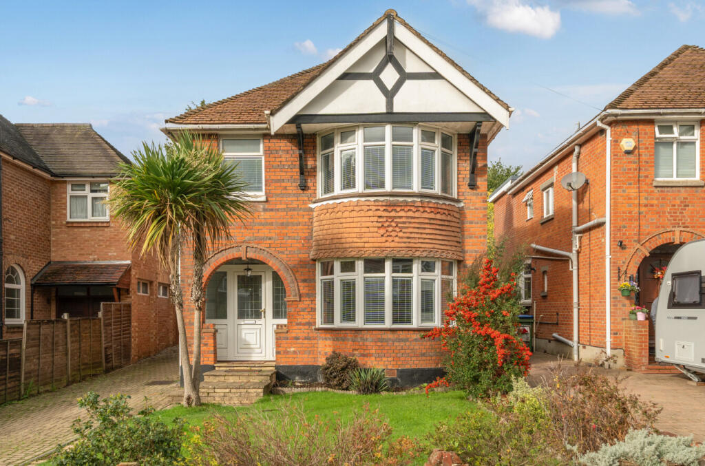 Main image of property: Glenfield Avenue, Bitterne, Southampton, Hampshire, SO18