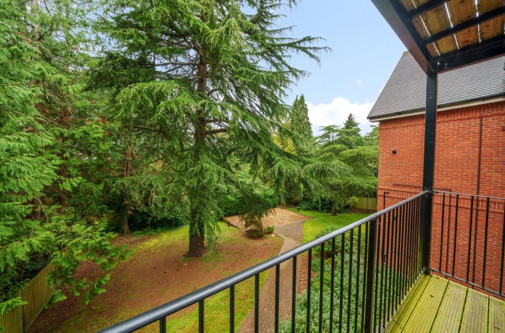 Main image of property: Chalk Hill, West End, Southampton, Hampshire, SO18