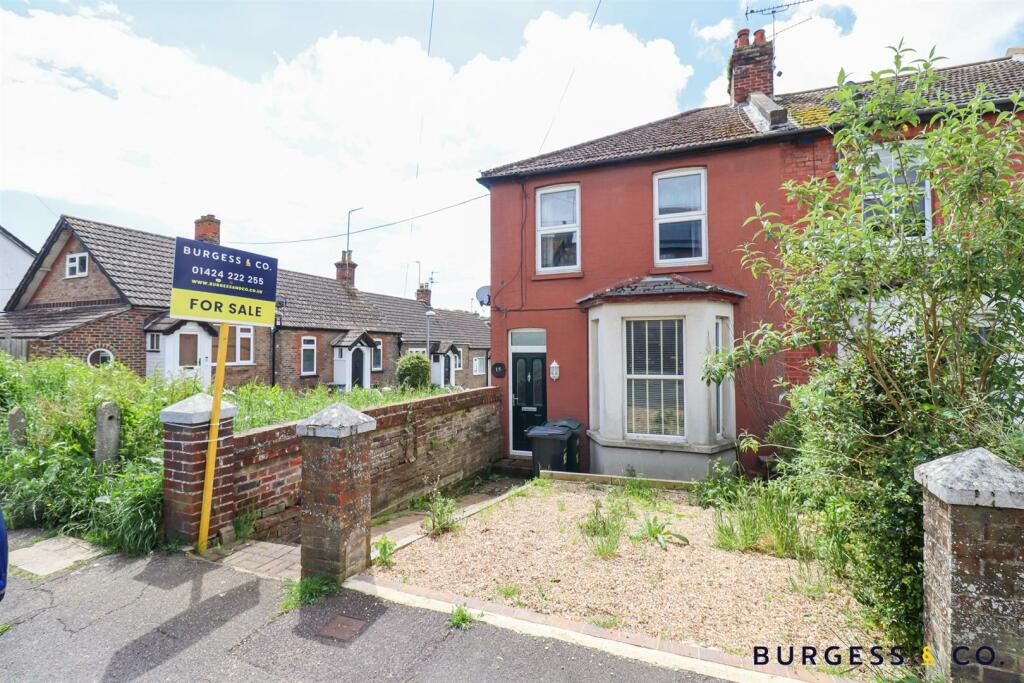 3 bedroom end of terrace house for sale in Beaconsfield Road, Bexhill