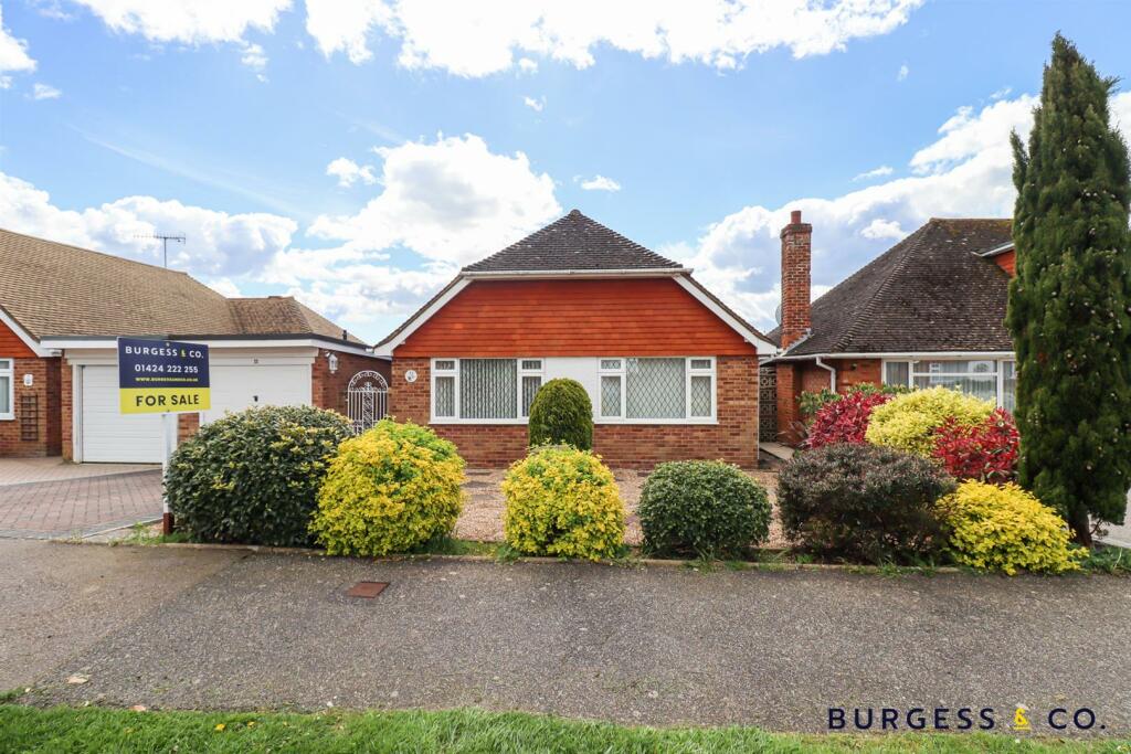 2 bedroom detached bungalow for sale in Fontwell Avenue, BexhillOnSea