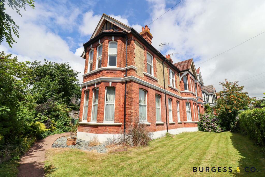 3 bedroom flat for sale in Dorset Road, BexhillOnSea, TN40