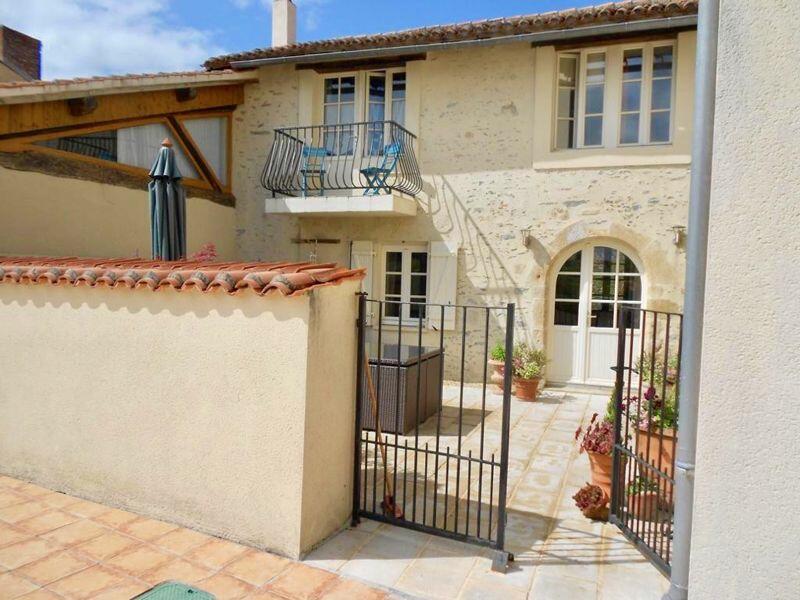 3 bedroom cottage for sale in Vouvant, Vendee, France
