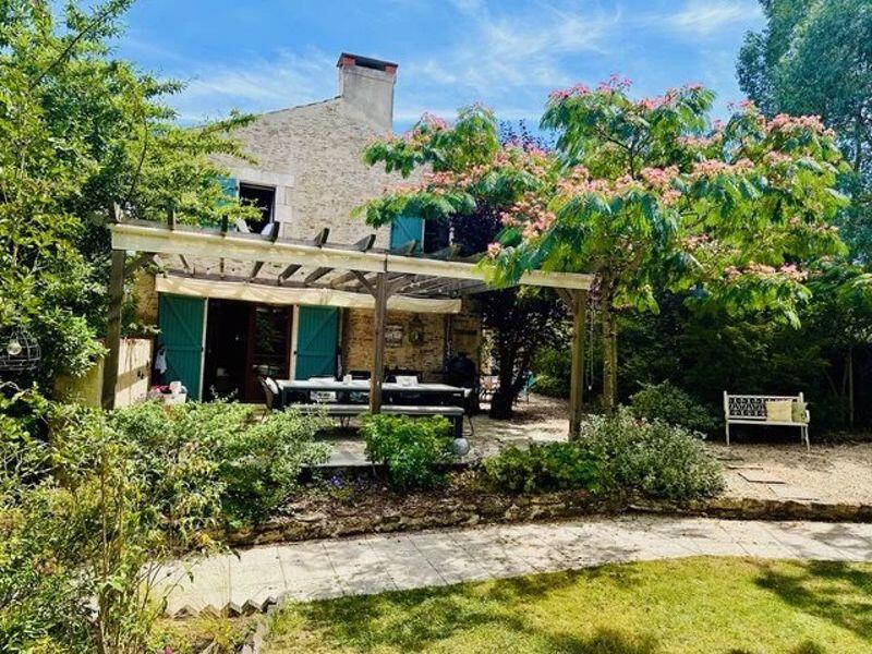 Main image of property: Bazoges-en-Pareds, Vendee