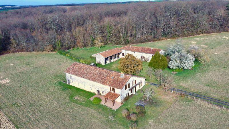 Main image of property: Champagne-et-Fontaine, Dordogne