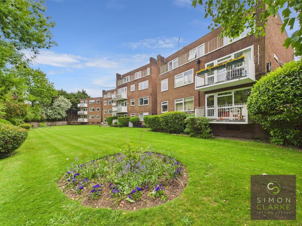 Main image of property: Oakleigh Road North, Whetstone, N20