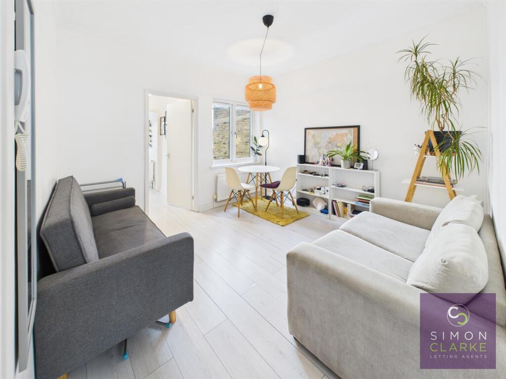 Main image of property: Wightman Road, London, N8