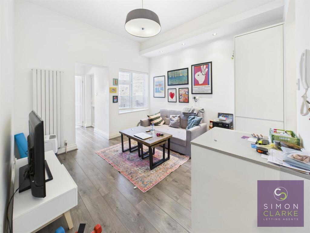 Main image of property: Wightman Road, Haringey, N8 (PLUS STUDY ROOM)