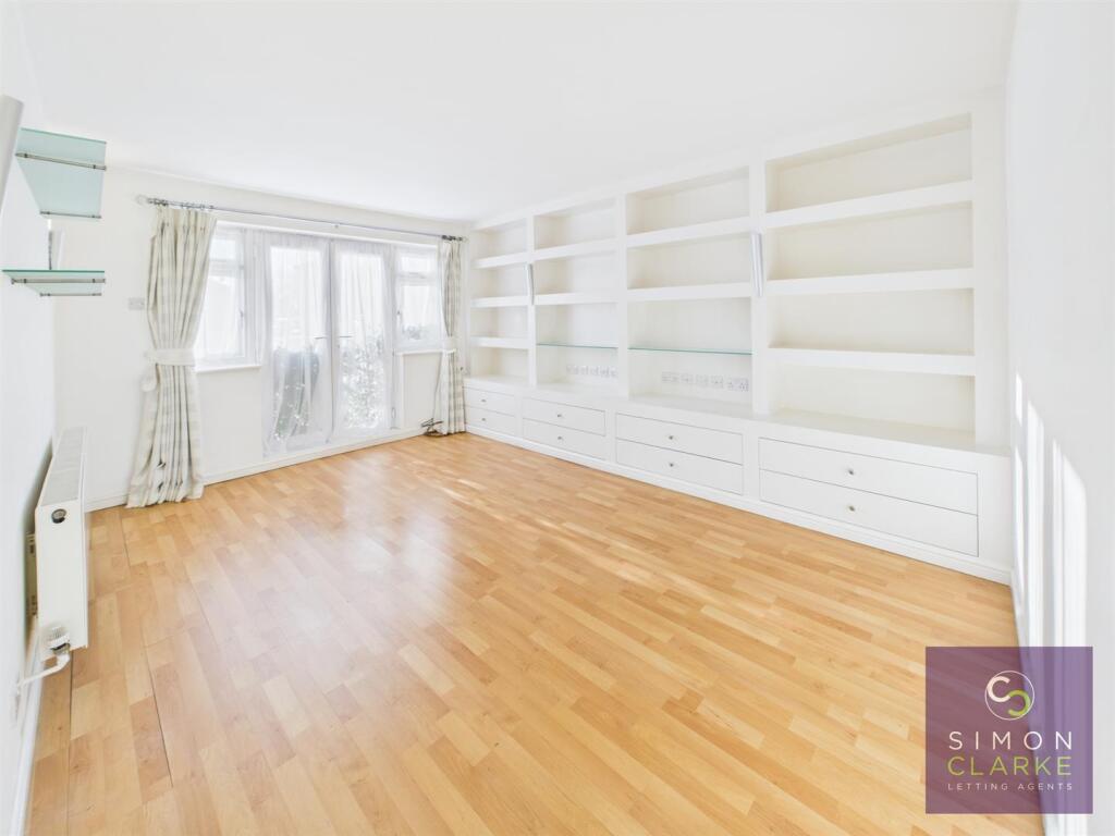 Main image of property: Franklin Close, Whetstone, N20