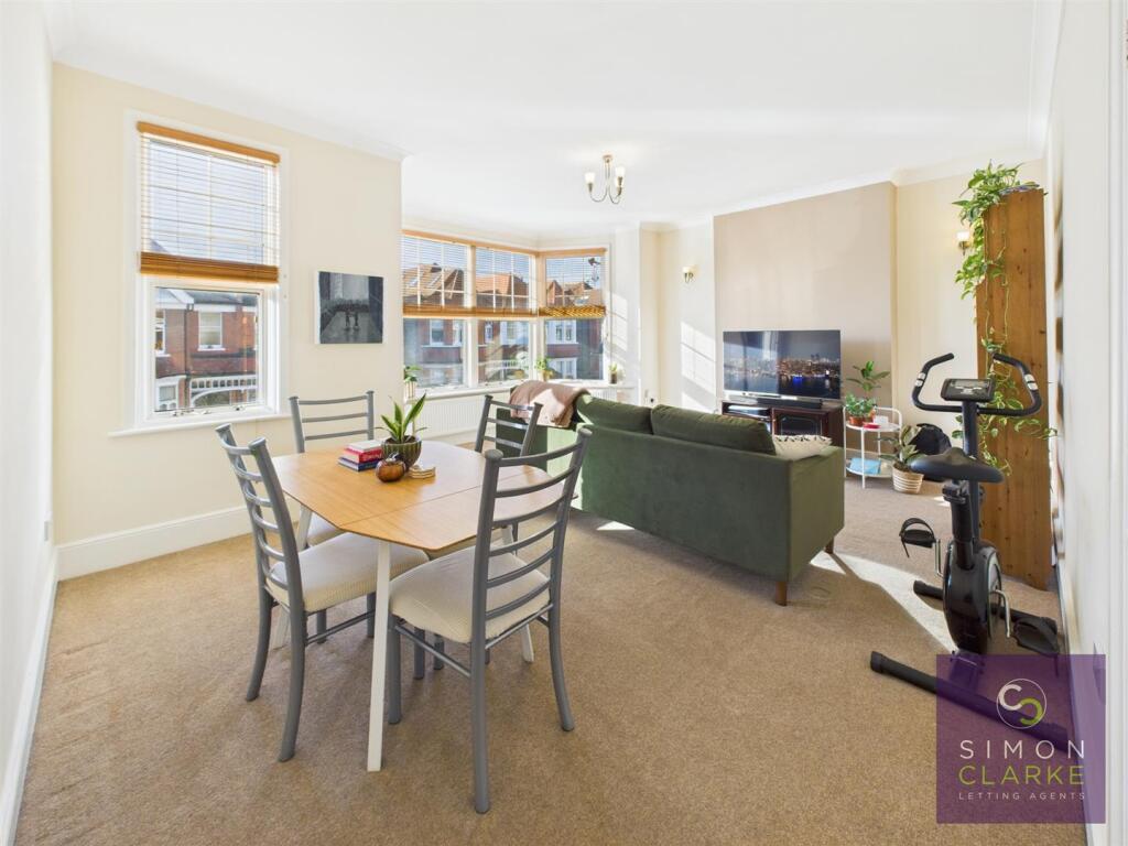 Main image of property: Princes Avenue, Finchley Central, N3