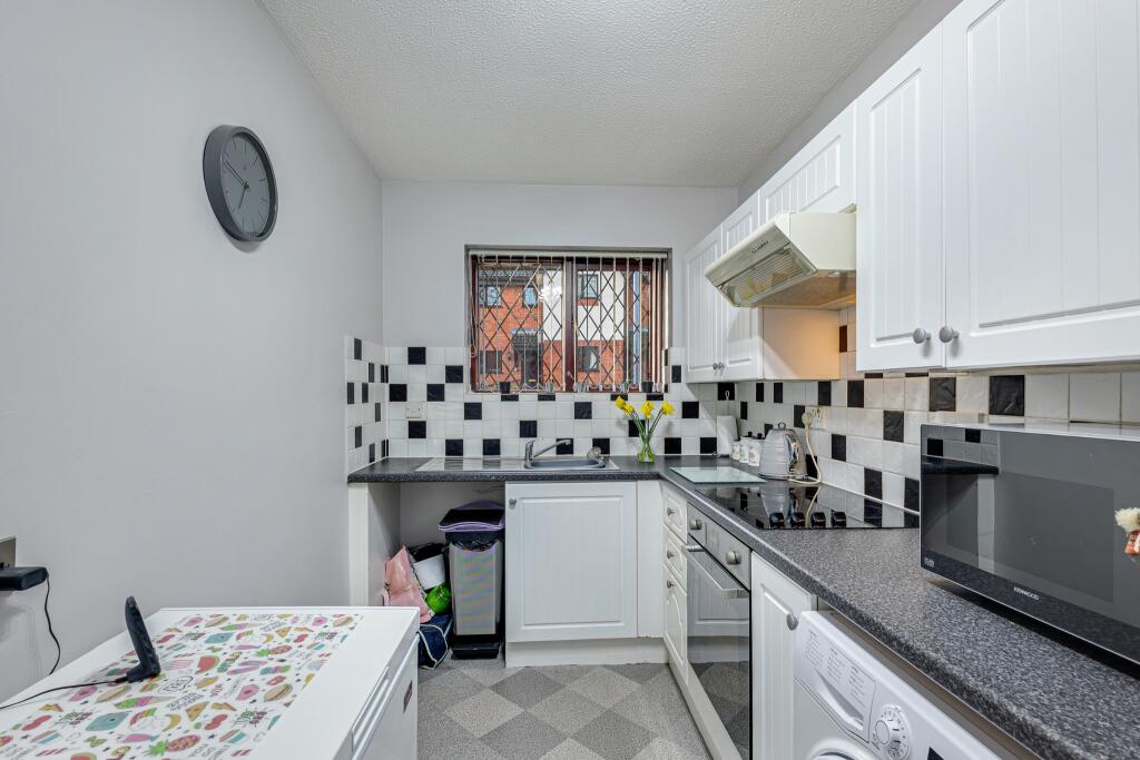 Additional property image - Highgrove Close, Bolton, BL1