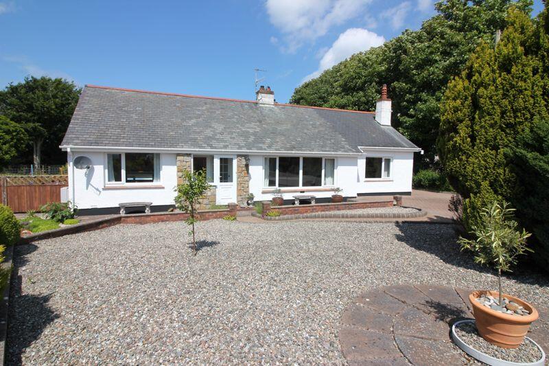 4 bedroom detached house for sale in NEW Bull Bay Road, Amlwch, LL68