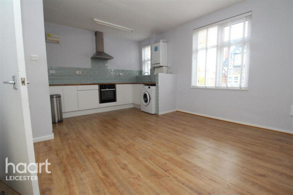 Main image of property: Fosse Road North, Leicester