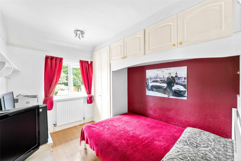 Additional property image - Farleigh Road, Warlingham, Surrey, CR6