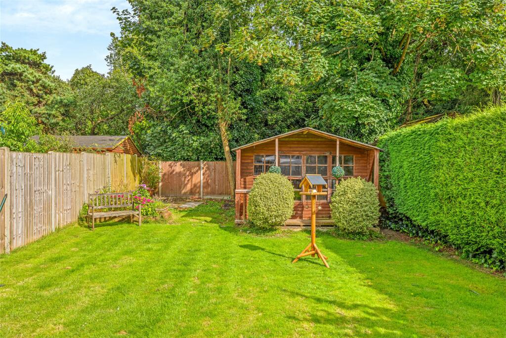 Additional property image - Farleigh Road, Warlingham, Surrey, CR6
