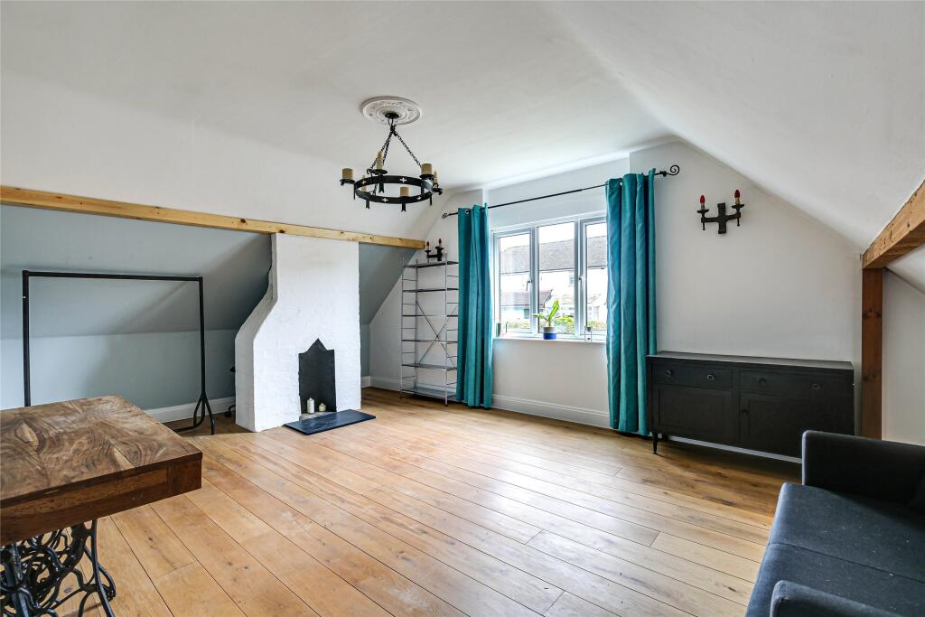 Additional property image - Mosslea Road, Whyteleafe, CR3