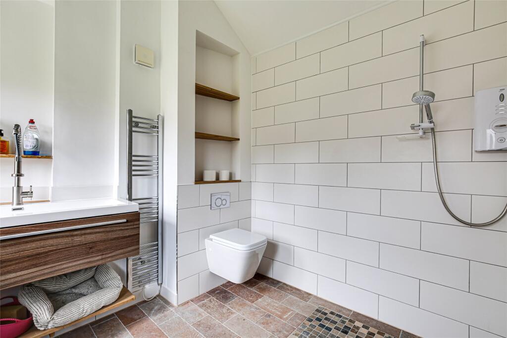 Additional property image - Mosslea Road, Whyteleafe, CR3