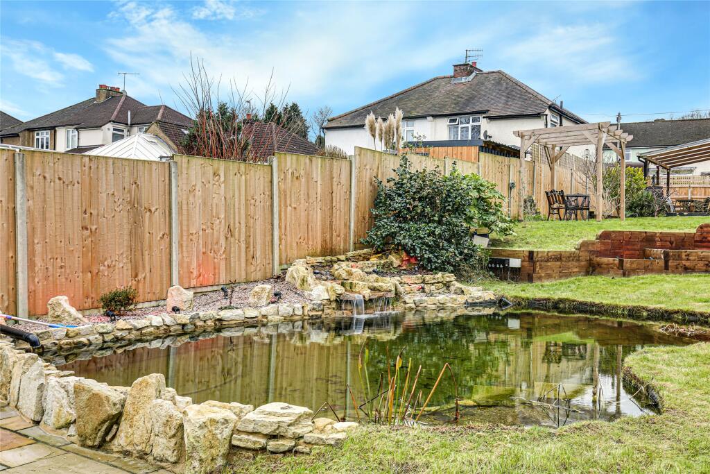 Additional property image - Mosslea Road, Whyteleafe, CR3