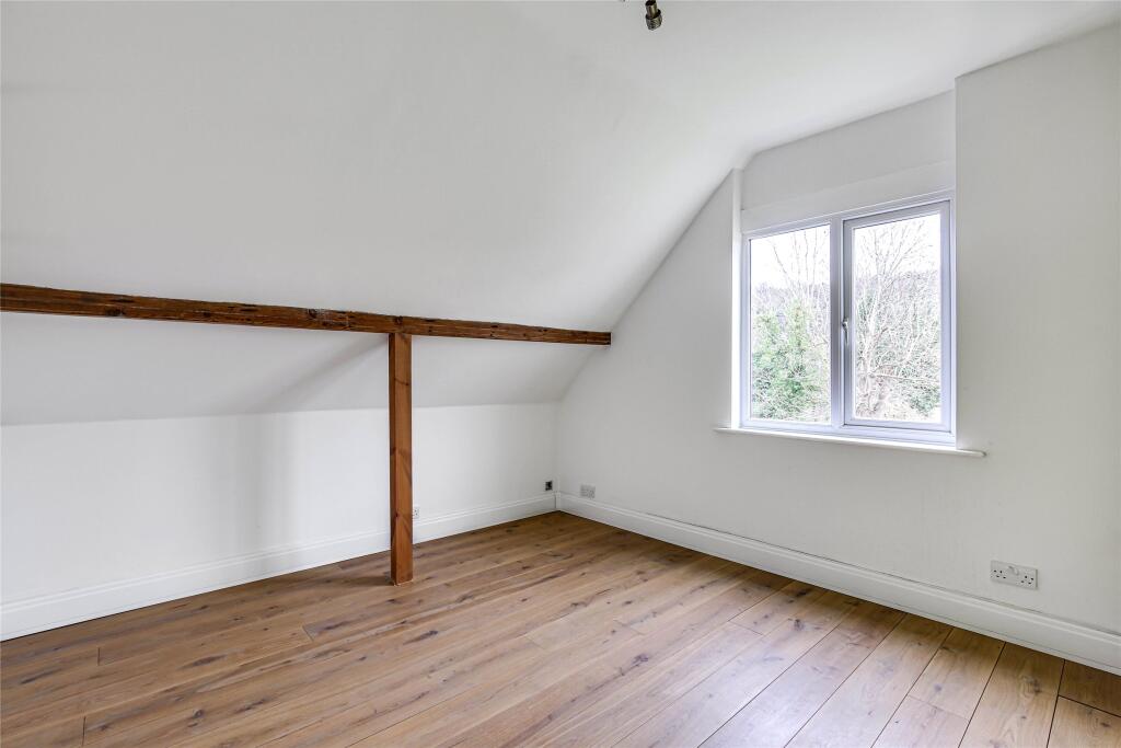 Additional property image - Mosslea Road, Whyteleafe, CR3